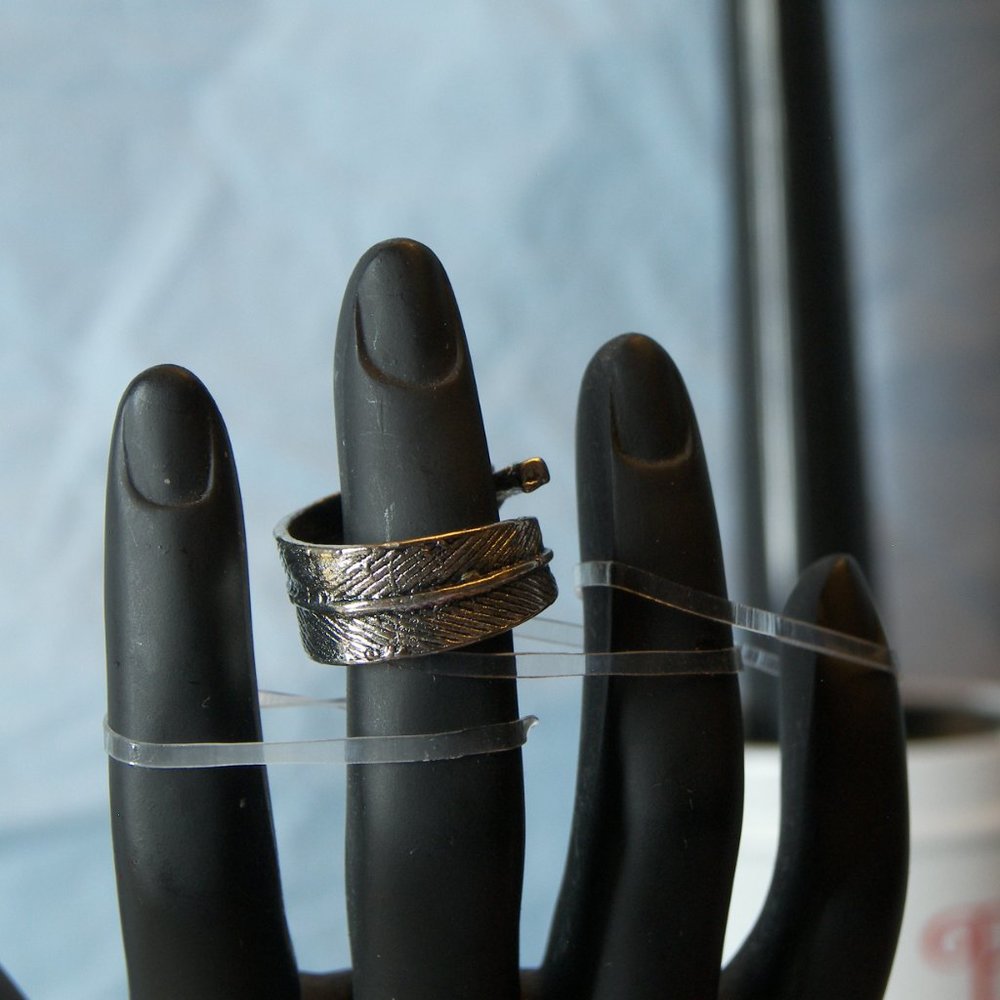 Adjustable Feather Ring - image 7